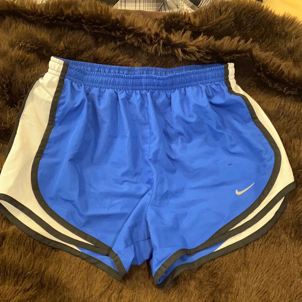 Nike DriFit Running Shorts in XS